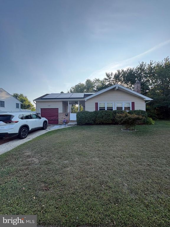 2305 ANDOVER RD, Cinnaminson, NJ 08077