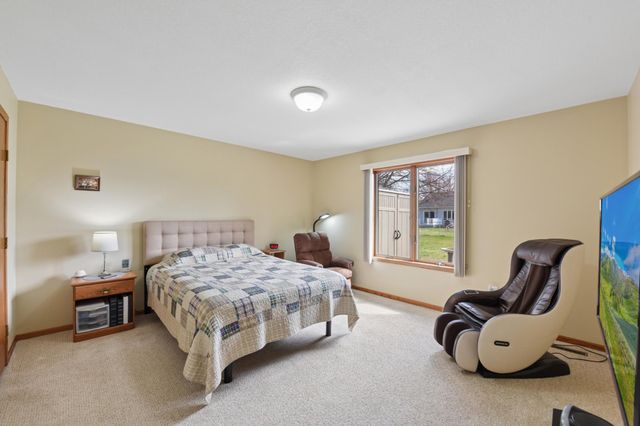 1455 Pringle Court, Hastings, MN 55033
