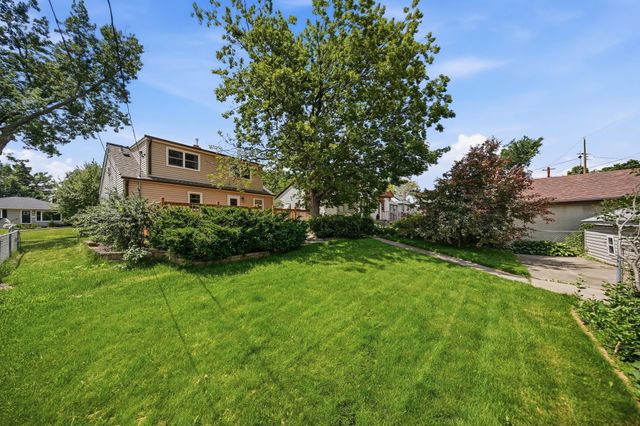 757 Nebraska Avenue W, Saint Paul, MN 55117