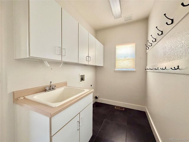 1698 Peridot Lane, Castle Rock, CO 80108