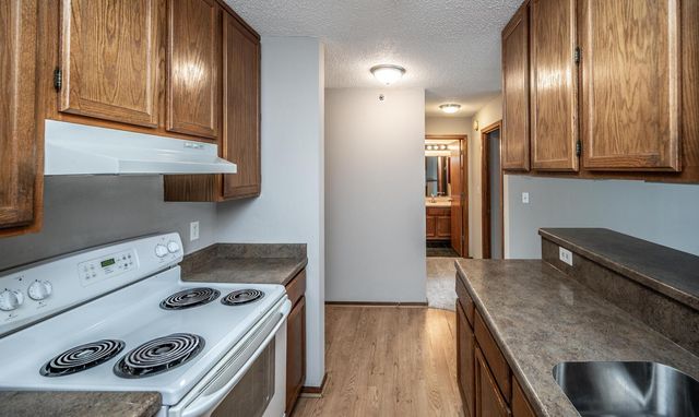 433 S 7th Street 1819, Minneapolis, MN 55415