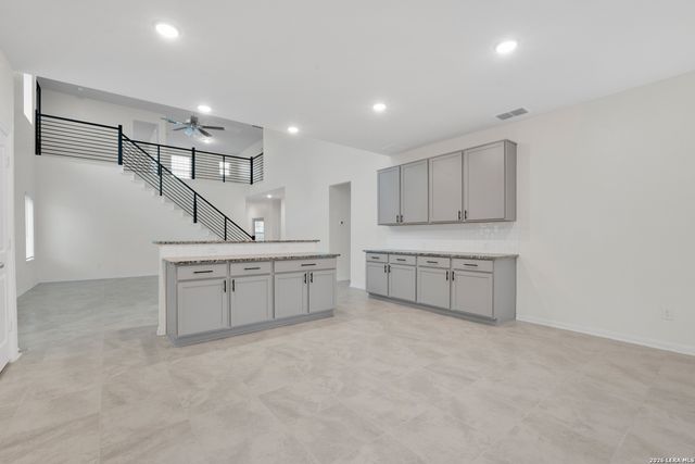 144 Foxhound Path, San Antonio, TX 78253