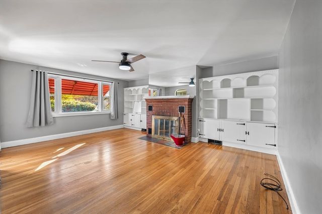 399 Union St, Leominster, MA 01453