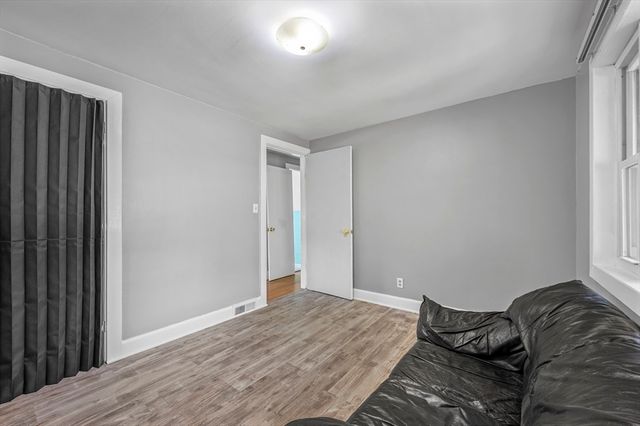 399 Union St, Leominster, MA 01453