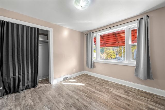 399 Union St, Leominster, MA 01453