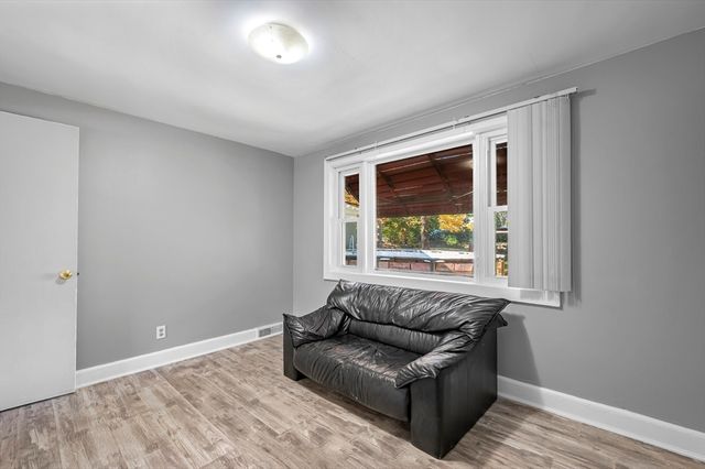 399 Union St, Leominster, MA 01453