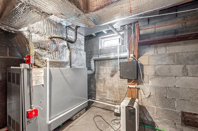 399 Union St, Leominster, MA 01453