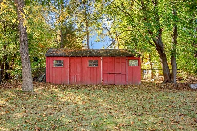 399 Union St, Leominster, MA 01453