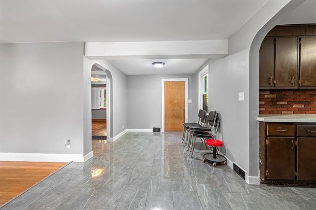 399 Union St, Leominster, MA 01453