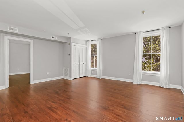 16-18 Ann Street 24, Norwalk, CT 06854