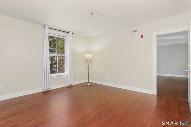 16-18 Ann Street 24, Norwalk, CT 06854