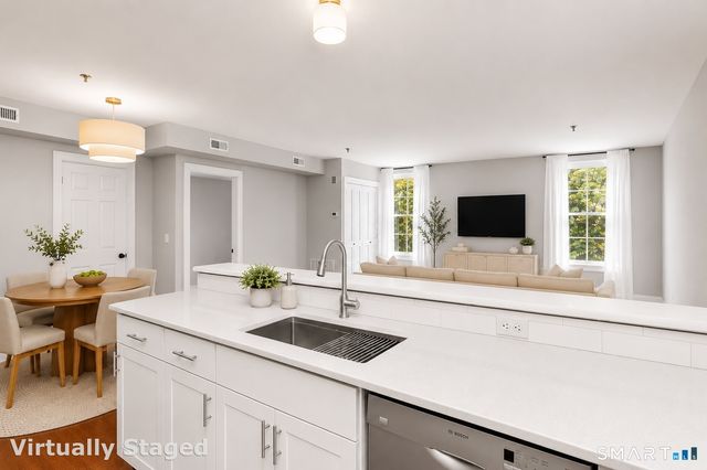 16-18 Ann Street 24, Norwalk, CT 06854
