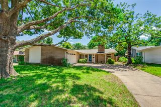 817 Sherbrook Drive, Richardson, TX 75080