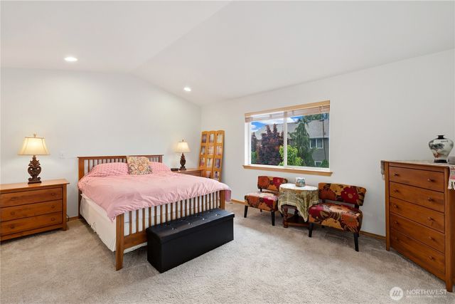 5208 NE 8th Court, Renton, WA 98059
