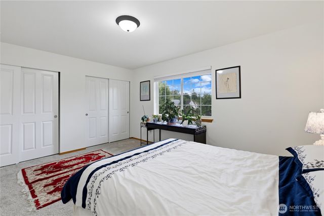 5208 NE 8th Court, Renton, WA 98059