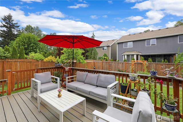 5208 NE 8th Court, Renton, WA 98059