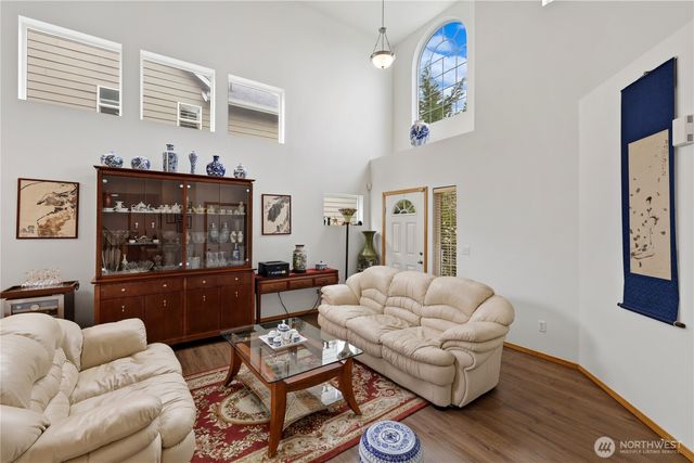 5208 NE 8th Court, Renton, WA 98059