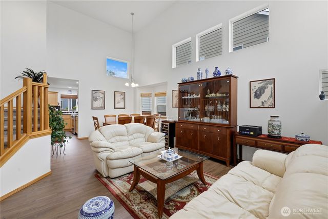 5208 NE 8th Court, Renton, WA 98059