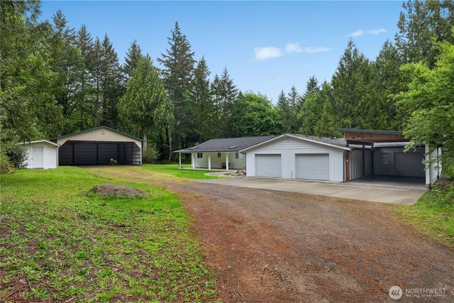 5534 Steamboat Island Road, Olympia, WA 98502
