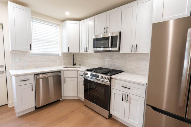 2018 S GARNET ST, Philadelphia, PA 19145
