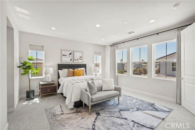 251 Brackens, Lake Forest (el Toro), CA 92630