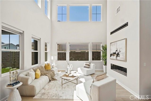 251 Brackens, Lake Forest (el Toro), CA 92630