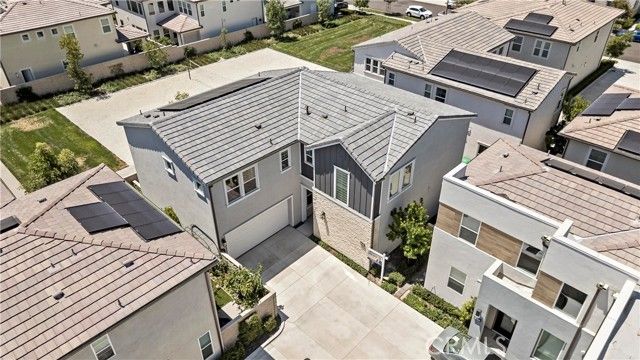 251 Brackens, Lake Forest (el Toro), CA 92630