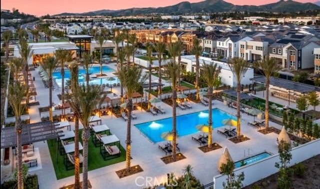 251 Brackens, Lake Forest (el Toro), CA 92630