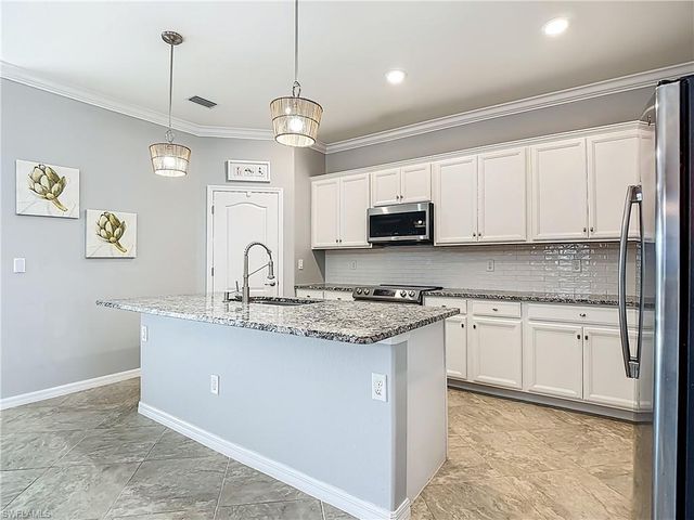 19890 Beverly Park RD, Estero, FL 33928