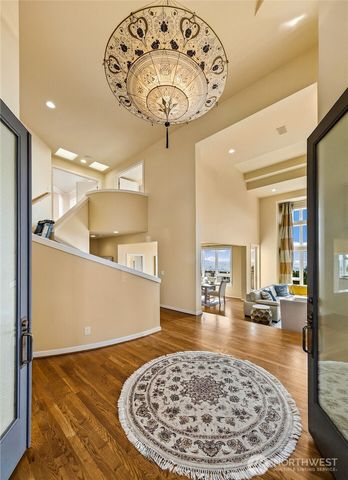 15317 SE 58th Street, Bellevue, WA 98006