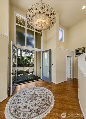 15317 SE 58th Street, Bellevue, WA 98006