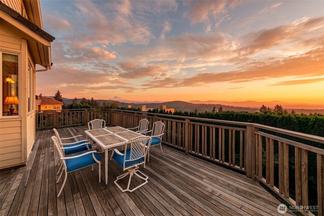 15317 SE 58th Street, Bellevue, WA 98006