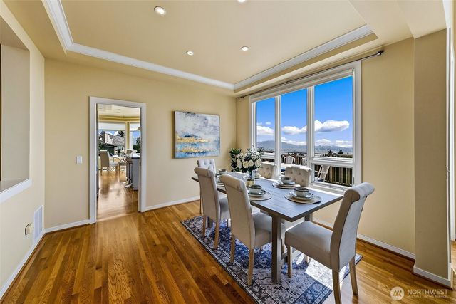 15317 SE 58th Street, Bellevue, WA 98006