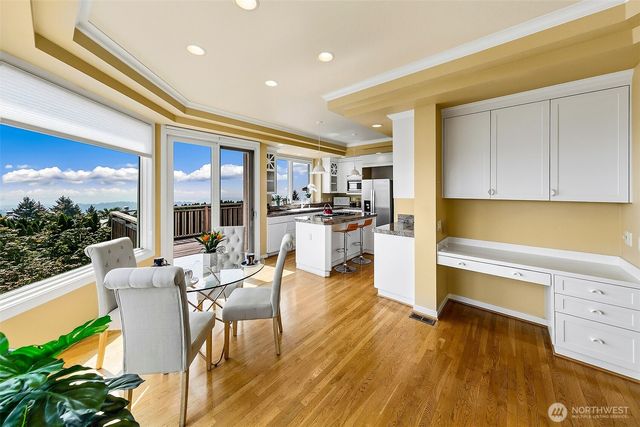 15317 SE 58th Street, Bellevue, WA 98006