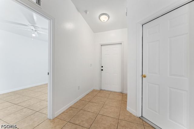 1054 SE 10th ST, Cape Coral, FL 33990