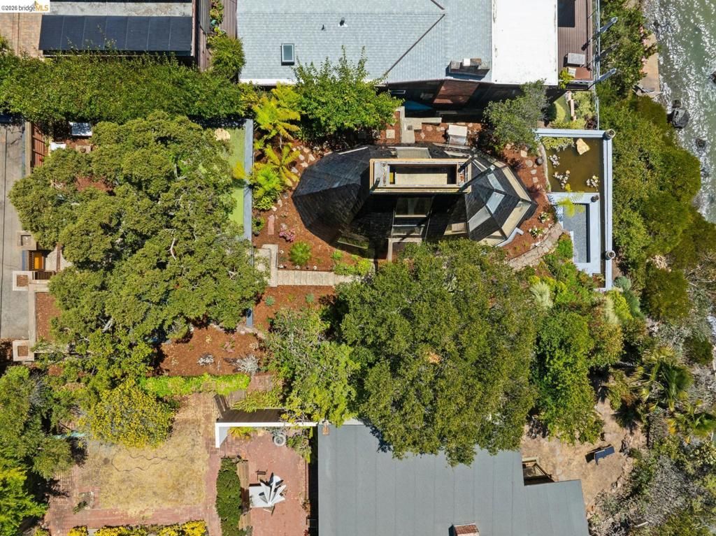 Image 83 of property listing at 331 Western Dr, Richmond, CA 94801