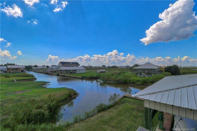 9438 Big Lake Road, Lake Charles, LA 70605