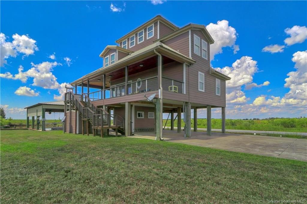 9438 Big Lake Road, Lake Charles, LA 70605