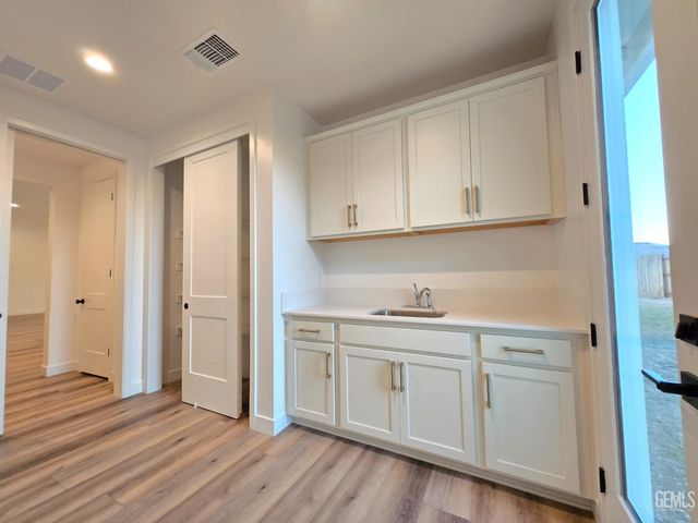 12002 Marquise Drive, Bakersfield, CA 93306