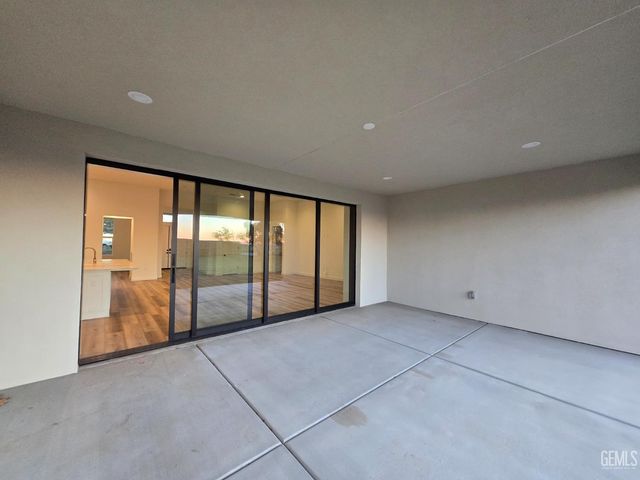 12002 Marquise Drive, Bakersfield, CA 93306