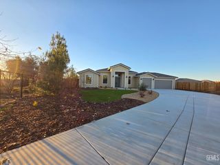 12002 Marquise Drive, Bakersfield, CA 93306