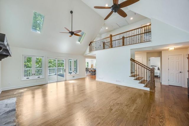 537 Chestatee View Drive, Dawsonville, GA 30534