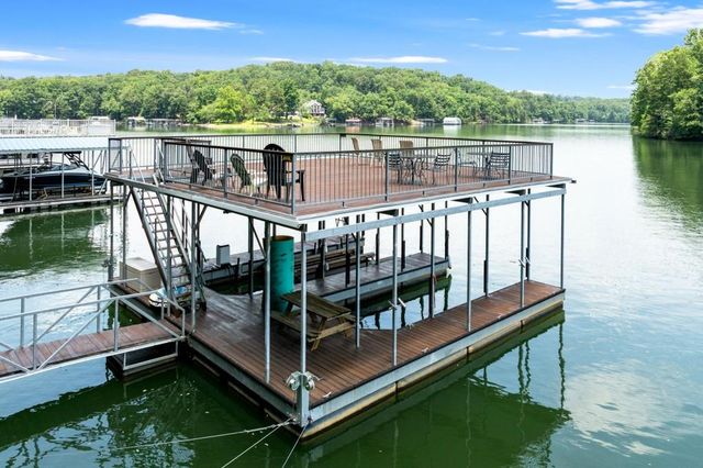 537 Chestatee View Drive, Dawsonville, GA 30534