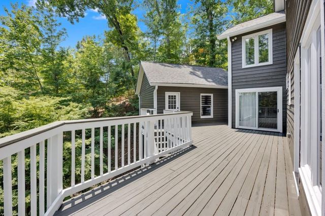 537 Chestatee View Drive, Dawsonville, GA 30534