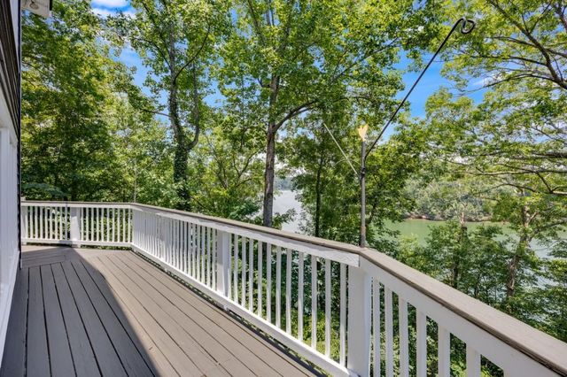 537 Chestatee View Drive, Dawsonville, GA 30534