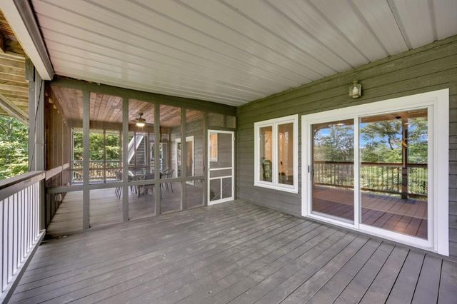 537 Chestatee View Drive, Dawsonville, GA 30534