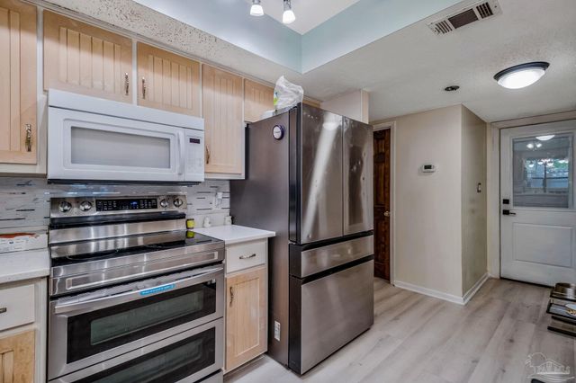 1237 Chisholm Trl, Pensacola, FL 32514