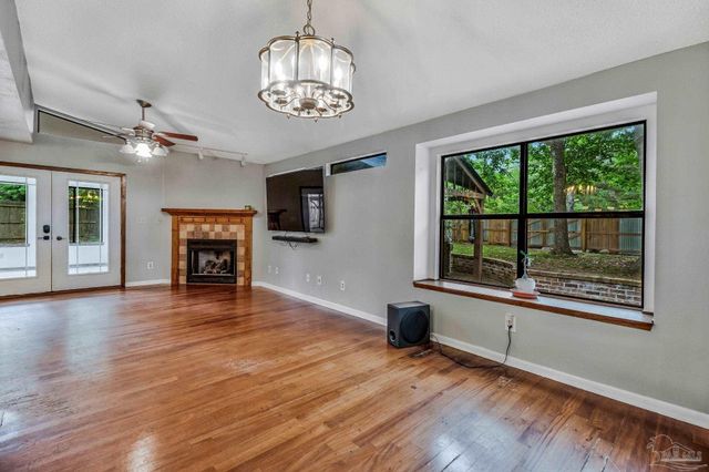 1237 Chisholm Trl, Pensacola, FL 32514