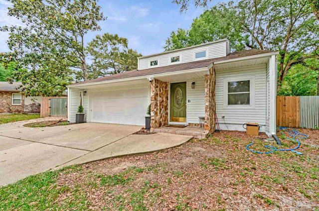 1237 Chisholm Trl, Pensacola, FL 32514