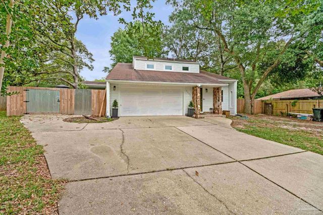 1237 Chisholm Trl, Pensacola, FL 32514